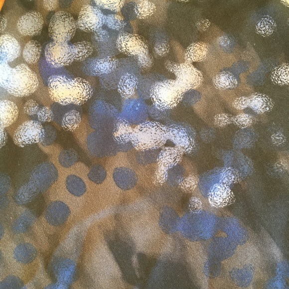 Armani Collezioni Silk Blouse - Picture 4 of 9